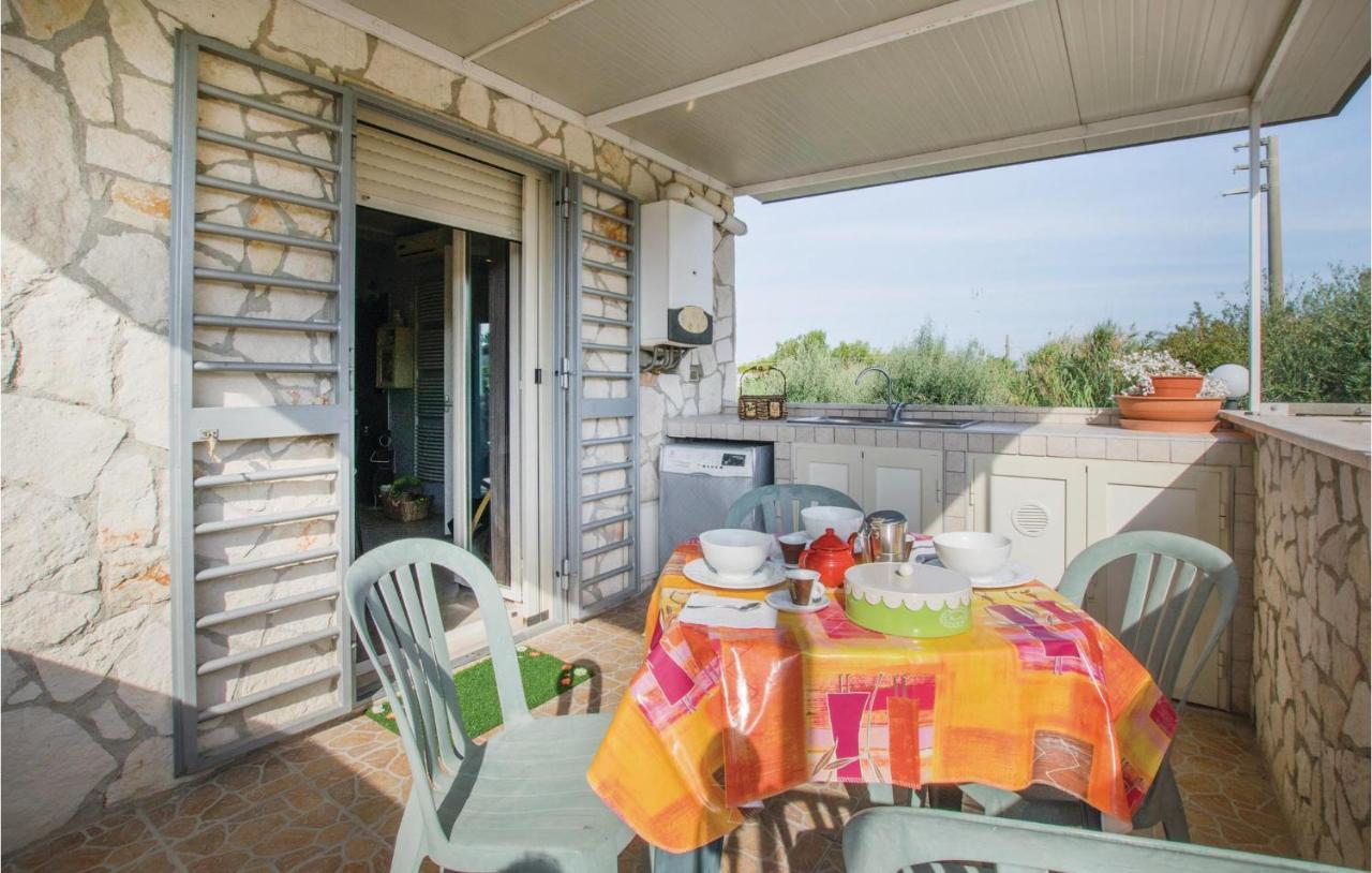 Awesome Apartment In Bari With Wifi Zewnętrze zdjęcie