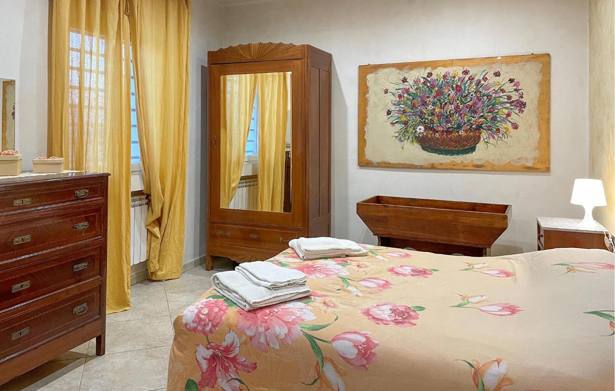 Awesome Apartment In Bari With Wifi Zewnętrze zdjęcie